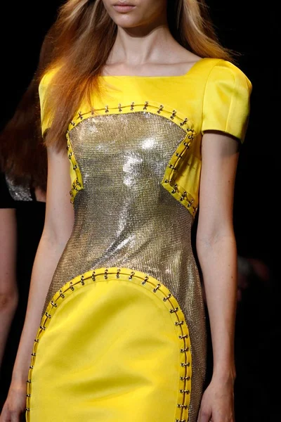 Look 52